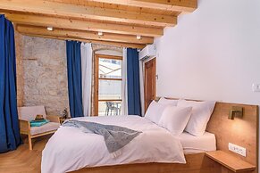 Oleander Center Suites