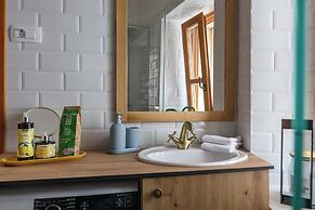 Oleander Center Suites