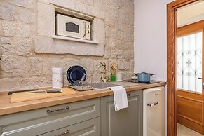 Oleander Center Suites