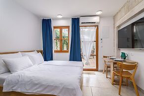 Oleander Center Suites