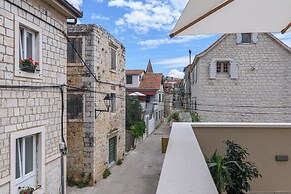 Oleander Center Suites