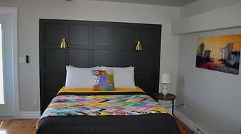 Parkers Blue Water Inn