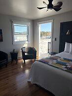 Parkers Blue Water Inn