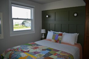 Parkers Blue Water Inn