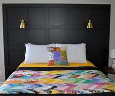 Parkers Blue Water Inn