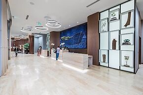 Hyde Resort & Residences by Zelloo