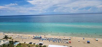 Hyde Resort & Residences by Zelloo