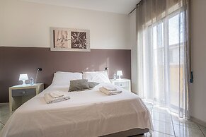 Le Castella House