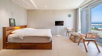 Goseong Gyeoulbada Ocean View Pension