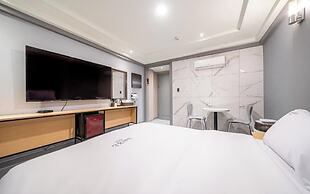 Nowon Luxe hotel