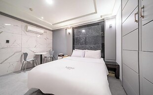 Nowon Luxe hotel