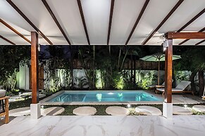 Ubud Blue Wave Villa Luxury 3 BR & Private Pool