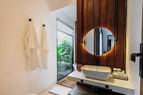 Ubud Blue Wave Villa Luxury 3 BR & Private Pool