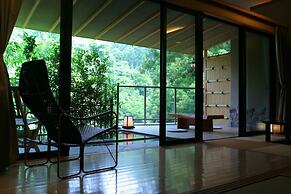 Miyakowasure no Yado Korogiro