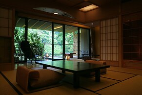 Miyakowasure no Yado Korogiro