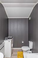 Family Luxury Cabin Retreat with hot tub