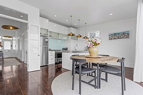 Cowan Street Home by Urban Rest