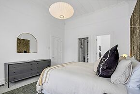 Cowan Street Home by Urban Rest