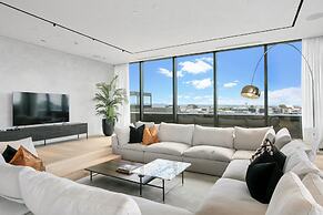 France Street Apartments by Urban Rest