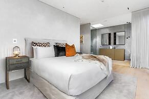 France Street Apartments by Urban Rest