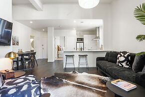 Dilworth Apartments by Urban Rest