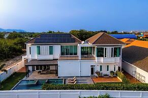 Luxury 4 Bedroom Pool Villa - PV8