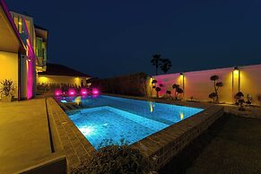 Luxury 4 Bedroom Pool Villa - PV8