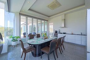 Luxury 4 Bedroom Pool Villa - PV8