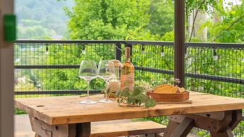 Gapyeong Yumyeongsan Gomone pet Camping