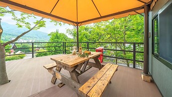 Gapyeong Yumyeongsan Gomone pet Camping