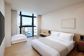 Shilla Stay Jeonju Hanok Village