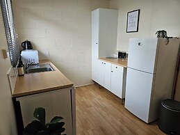 4B Kambalda Apartment