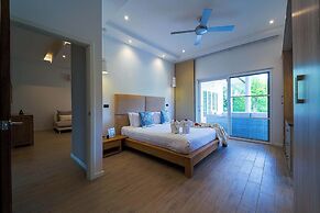 Modern 3 Bedroom Pool Villa - MR54