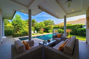 Modern 3 Bedroom Pool Villa - MR54