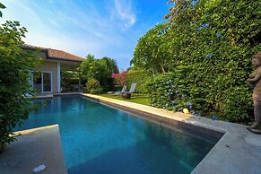 Modern 3 Bedroom Pool Villa - MR54