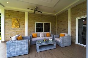 Modern 3 Bedroom Pool Villa - MR54