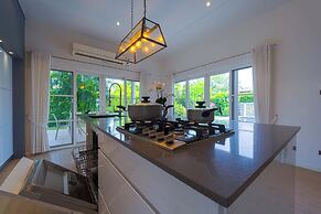 Modern 3 Bedroom Pool Villa - MR54