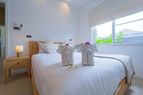 Modern 3 Bedroom Pool Villa - MR54