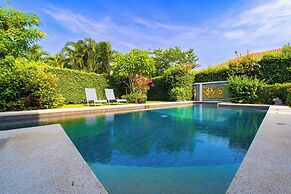 Modern 3 Bedroom Pool Villa - MR54