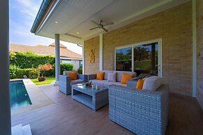 Modern 3 Bedroom Pool Villa - MR54