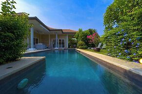 Modern 3 Bedroom Pool Villa - MR54