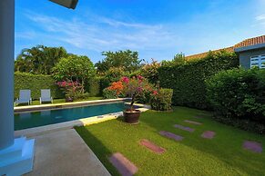 Modern 3 Bedroom Pool Villa - MR54