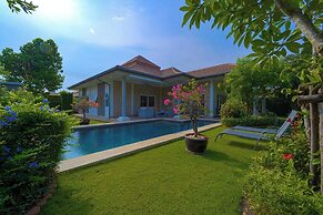 Modern 3 Bedroom Pool Villa - MR54