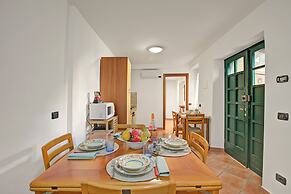 Queen Elena Home Centro Sanremo