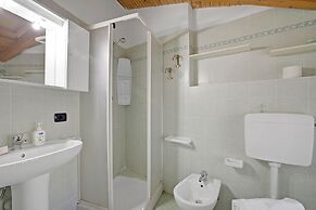 Queen Elena Home Centro Sanremo