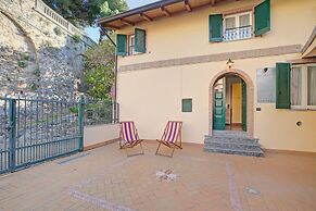 Queen Elena Home Centro Sanremo