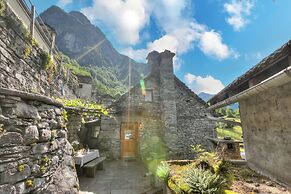 Rustico Val Bavona House