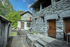 Rustico Val Bavona House