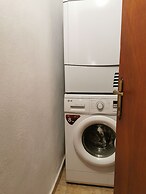 Room-neoclassical Guest House on Ground