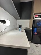 Stylish Luxe Apartment Fr 0003